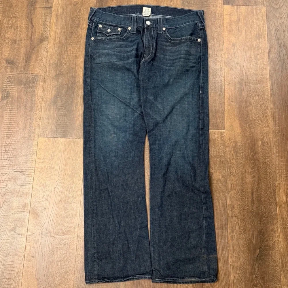 Y2K True Religion World Tour Jeans Mens 38x32 Dark Wash Flap Pocket USA
